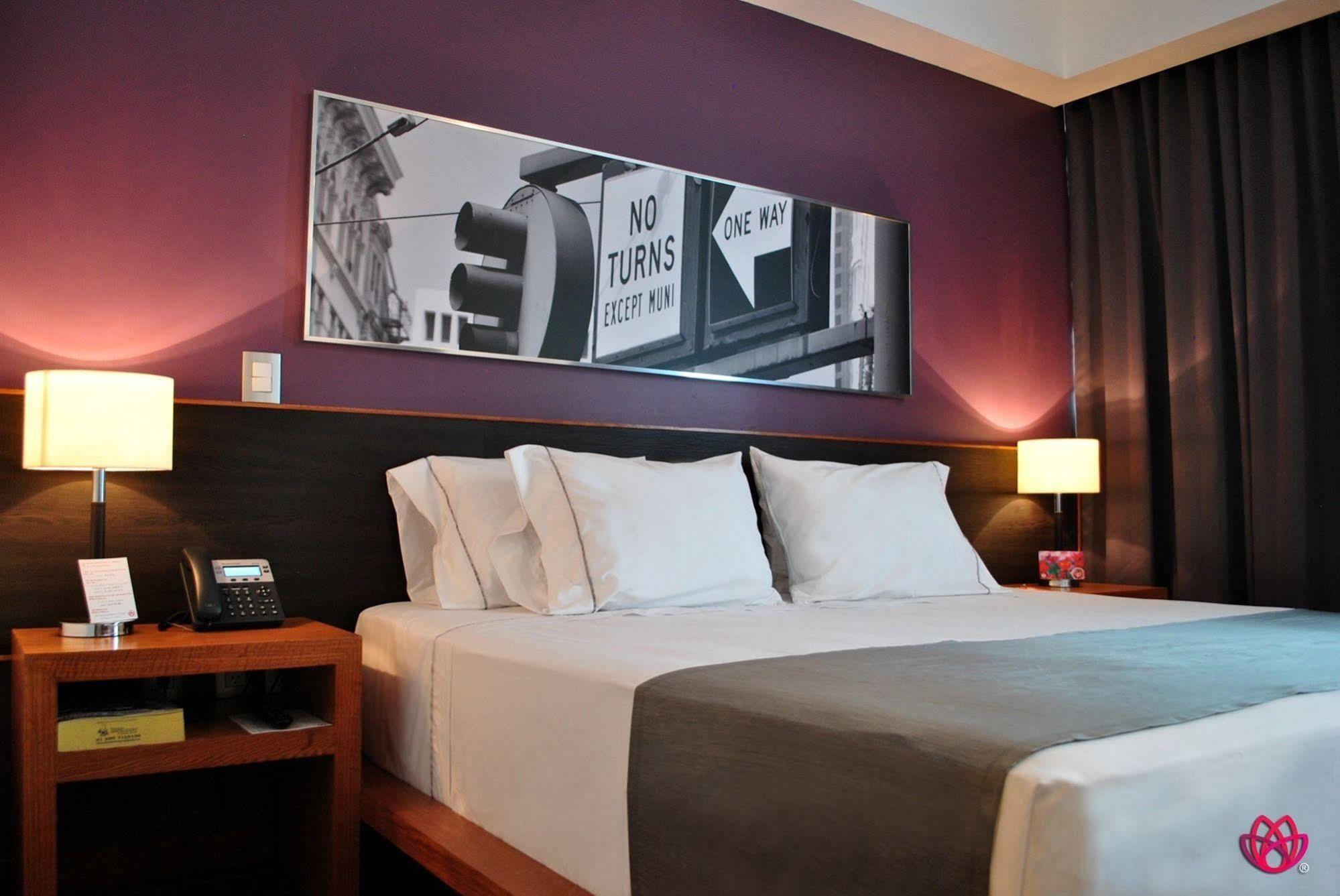 Hotel Y Tu Expo Гвадалахара Экстерьер фото